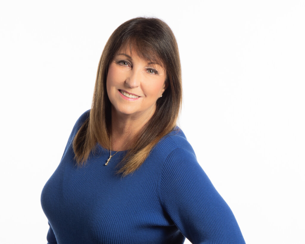 Meet Our Agents Page 1 of 5 Team Linda Simmons Real Estate